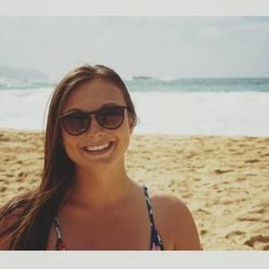 Meet your Posher, Alivia